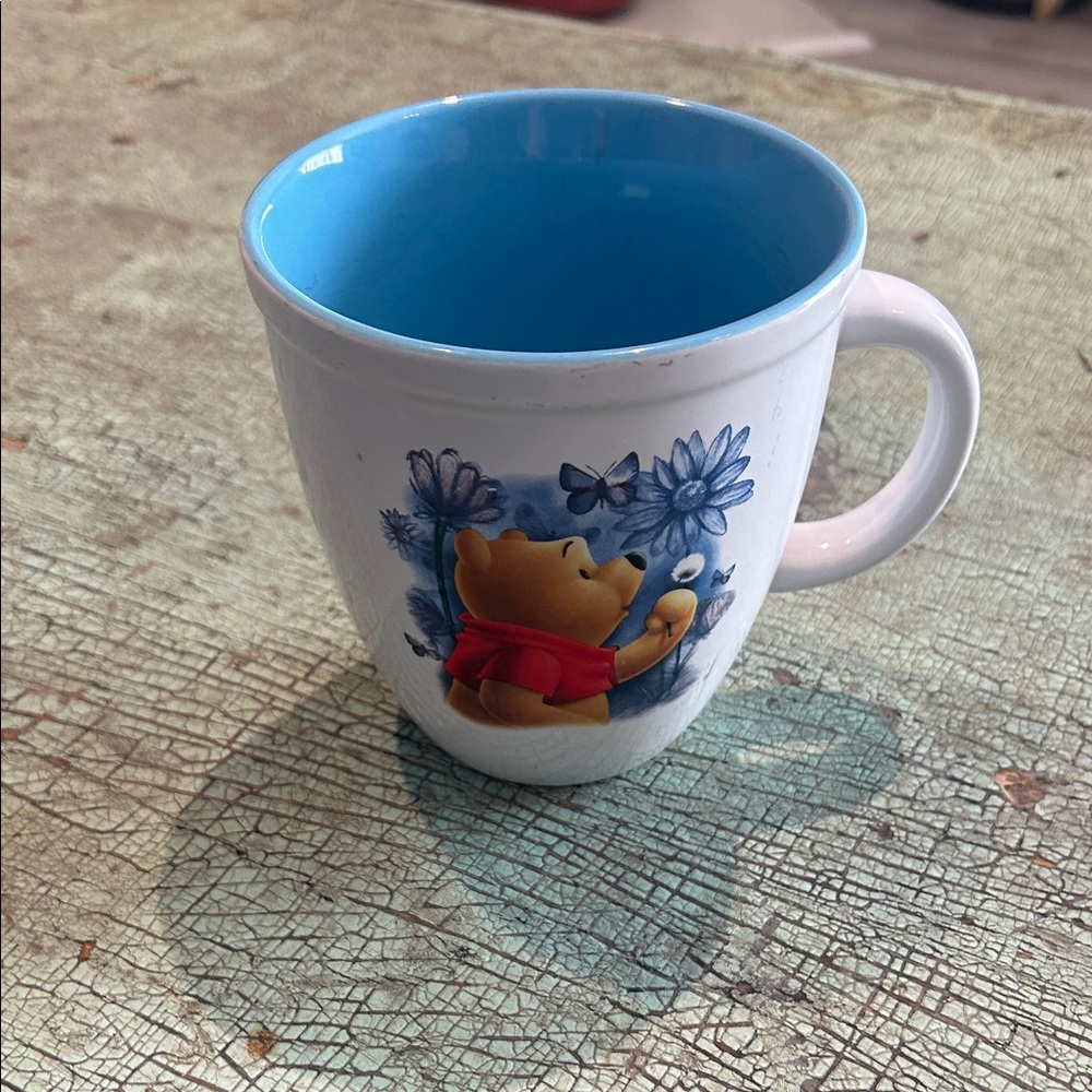 Disney Store Winnie the Pooh Blue Interior Ceramic Coffee Mug Cup